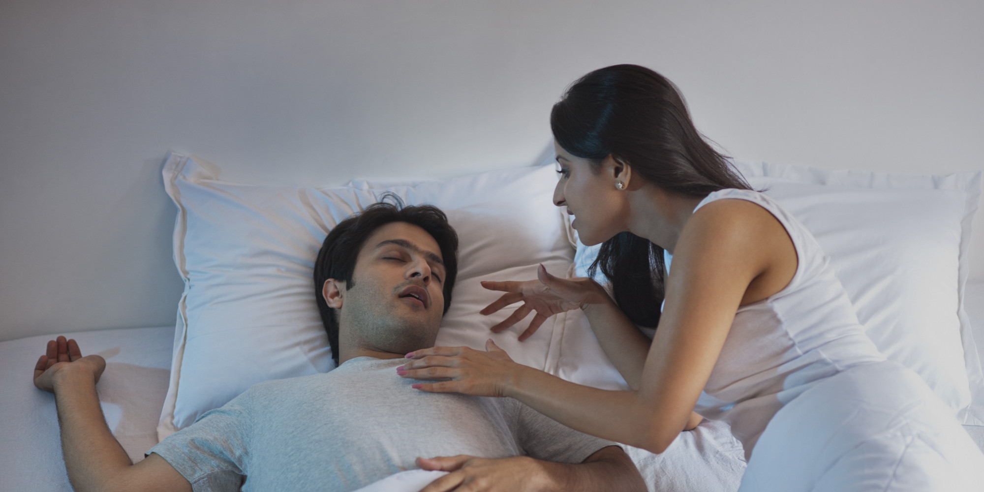 নাক ডাকা রোগ নয়, রোগের লক্ষণঃ নাক ডাকা বন্ধের ১০ টি উপায়